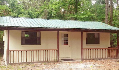 Kulaqua-Retreat-and-Confernce-Center-Best-North-Florida-Retreat-Center-Rustic-Cabins Housing-Family-Chalet-700x300